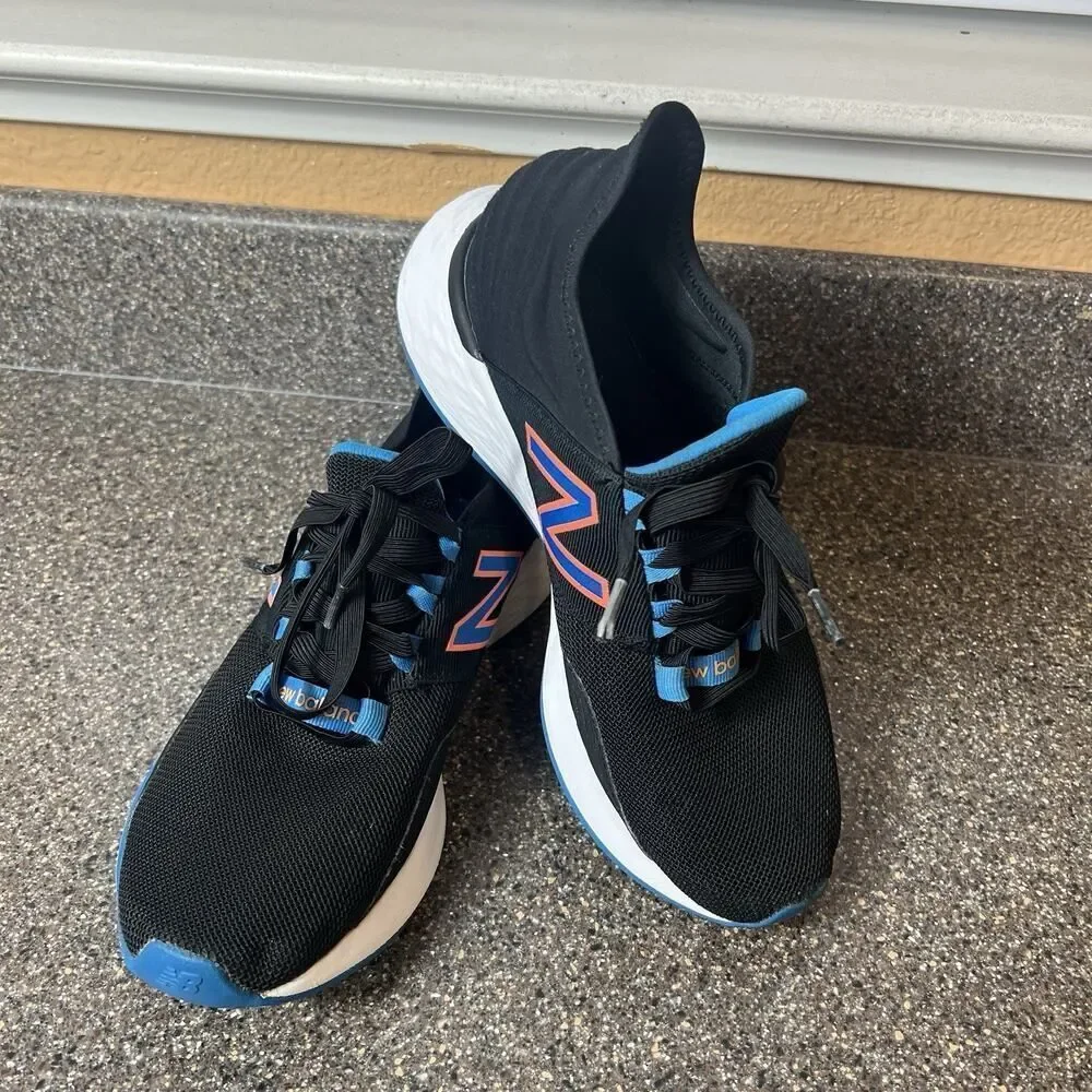 New Balance Fresh Foam Roav Men's Size 8 D Running Shoes Sneakers WROAVBS Black